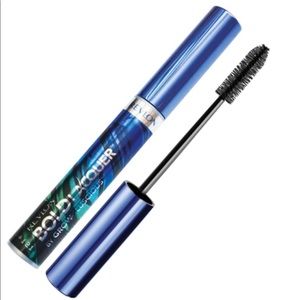 Revlon Bold Lacquer Length and Volume Mascara